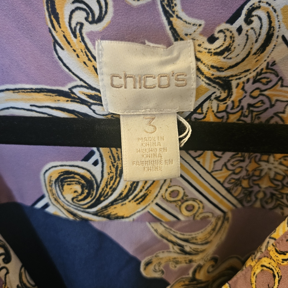 Chic Women's Patterned Blouse - image 4